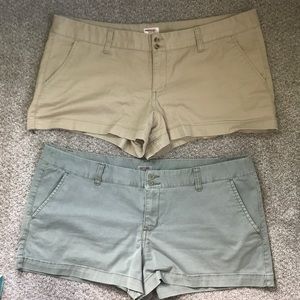 Mossimo shorts lot Size 17 green  olive  khaki